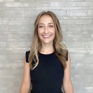 Sarah T.