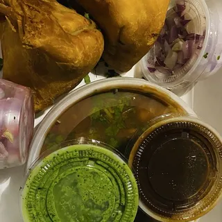 Samosa Chole Chat