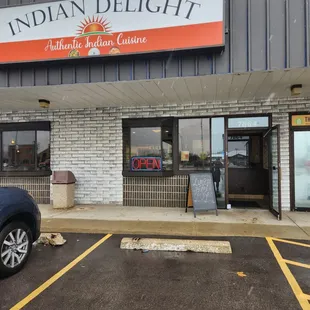 New location, where Pineapple Cafe used to be