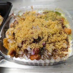 Samosa chaat - sooooo yummy.  Love this.