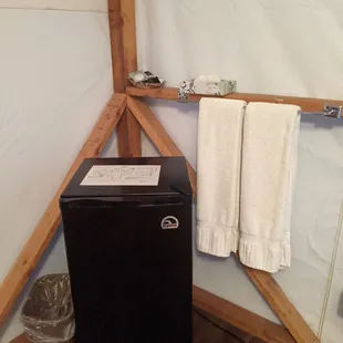 Basic tent