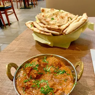 Basket of Breads, Chicken tiki masala