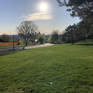 Views of St Paul and Minneapolis skylines.