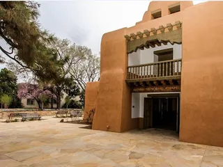 UNM Alumni Memorial Chapel