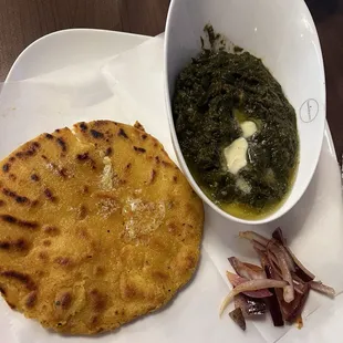 3. Makki Di Roti &amp; Saag 10/10