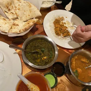 Palak Paneer, Chicken Curry, Tomato Soup, Yakhni Soup, Butter Naan