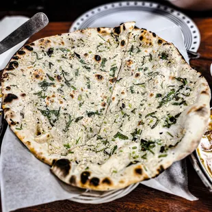Garlic naan
