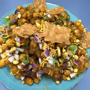 Samosa chaat