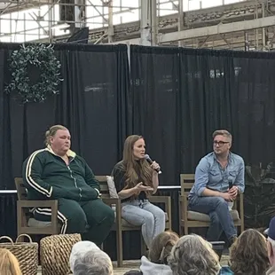 Austin Mina &amp; MJ from 2 Chicks and a Hammer 2022