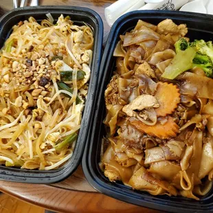 Pad thai and pad see ewe