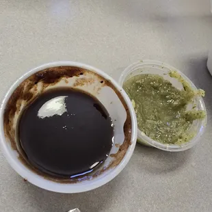 Tamarind and mint chutney