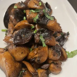 Saut Mushroom