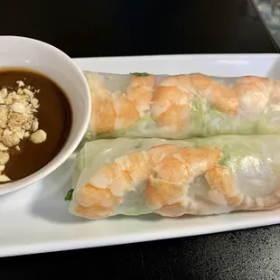 Fresh Garden Rolls -- Shrimp