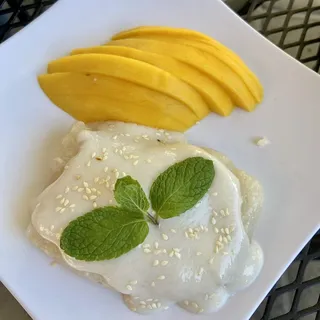 Sweet Sticky Rice and Mango