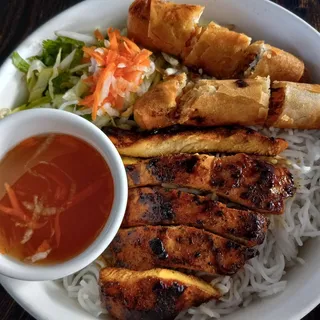 14. Bun Cha Gio Ga Nuong Cold Vermicelli