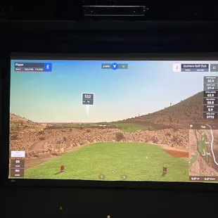 GSPro software with almost 400 courses to choose from.