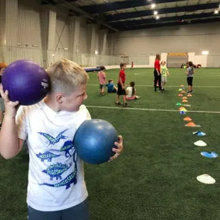 Keep your kid active and burning energy. We provide a range of fun and skill building activities throughout the day.