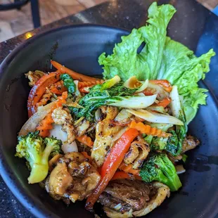 52. BUN THIT XAO (Stir Fried Over Noodles)