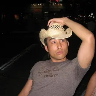 Lee T.