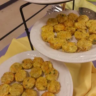 Artichoke, caramelized onion and cheesy tarts