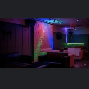 Indulge Lounge