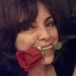 Linda R.