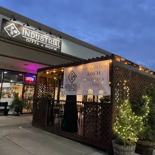 Industrial Pizza + Brew has a cute outdoor dining area.