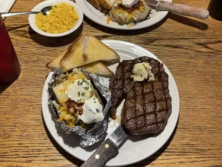 Bill's Steakhouse & Saloon
