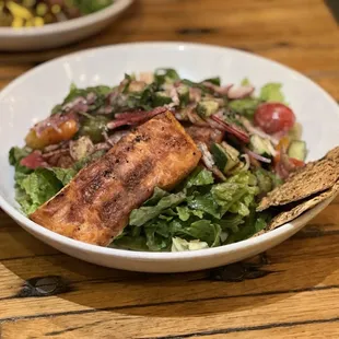 Fattoush salad with salmon