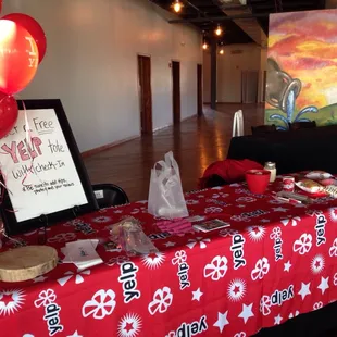 Check in for your tote &amp; don't forget to add photos and tips! @yelpindy @jobrenneman