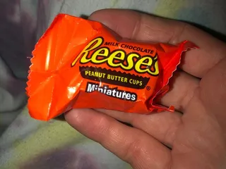 Ellas Frozen Yogurt & Candy Shop