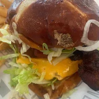 Bacon Cheeseburger