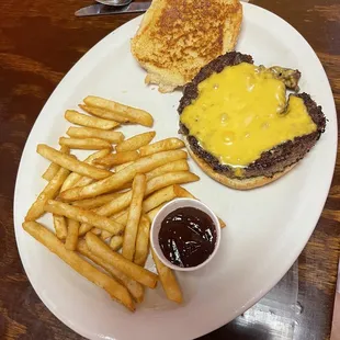 cheeseburger ordered plain.  BBQ sauce on side