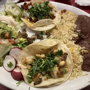 Plato Especial de tacos .....sans the best taco the steak!