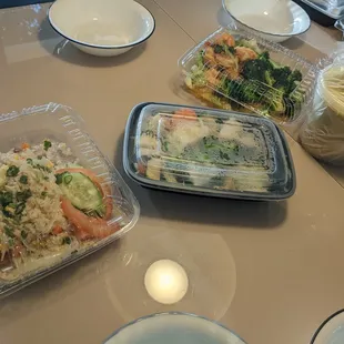 Duck fried rice, veggie delight, dancing prawn, yellow curry with chicken