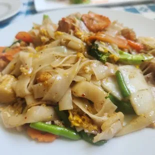 Drunken Noodles w/ Choice of Meat..tofu. My husband's bday meal; he said, "Did they grill the baby corn?? Why is this so good?"