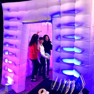 We at Infiniti Event Group are big on providing the BEST guest experience... our Deluxe Photobooth service did just that!