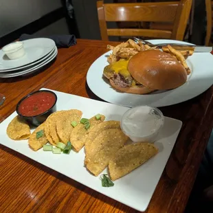 Mini tacos and cheese burger