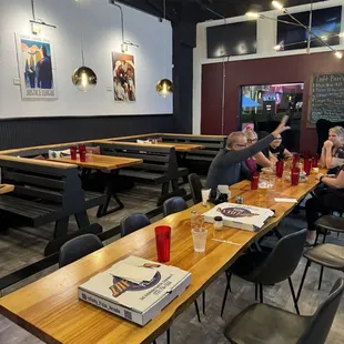sushi and sashimi, interior