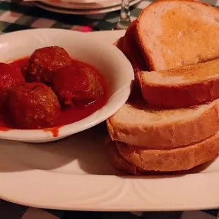 Appetizer Meatballs and Bread
