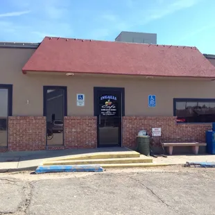 Outside of the cafe.  Great atmosphere awaits inside...