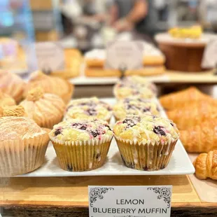 cupcakes, dessert, food