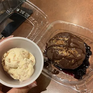 Flourless Chocolate Cake