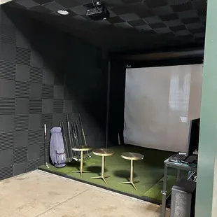 Golf simulator