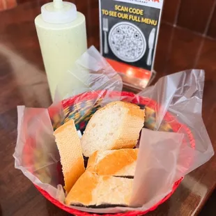 Bread &amp; Aji verde