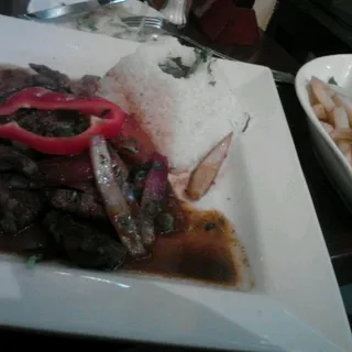 Cantinas Lomo Saltado
