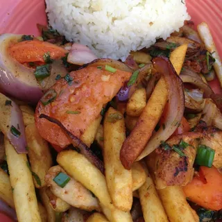 Pollo Saltado