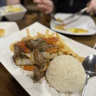 Lomo Saltado