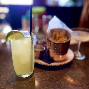 My Whodunnit Mocktail and their fries - delicious!!