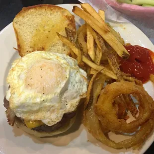 Incredible Edible Egg Burger - pretty good!